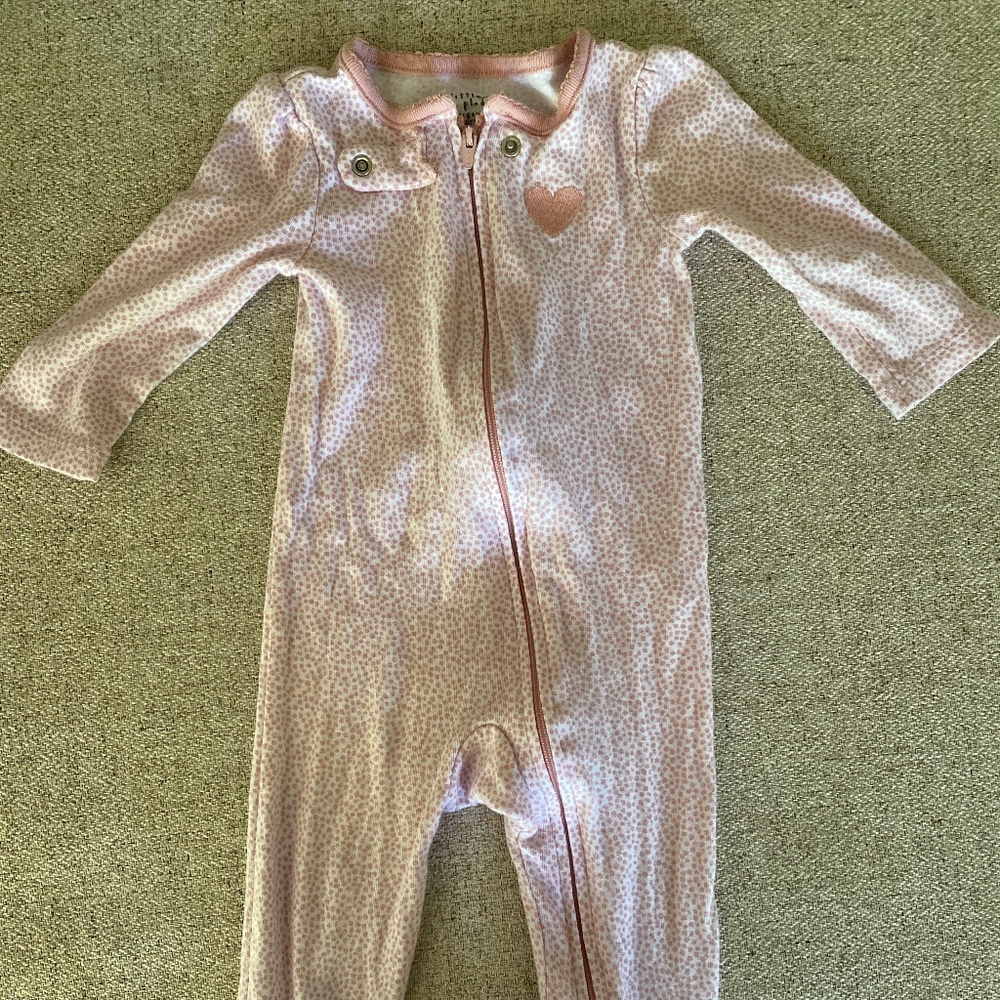 Little Planet by Carters footie 9 month